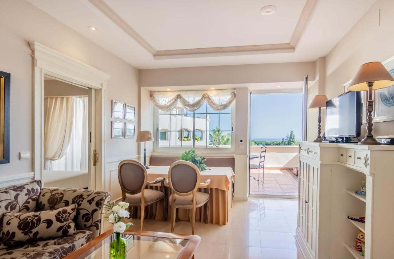 Appartamento con 2 Camere da Letto e Vista Mare